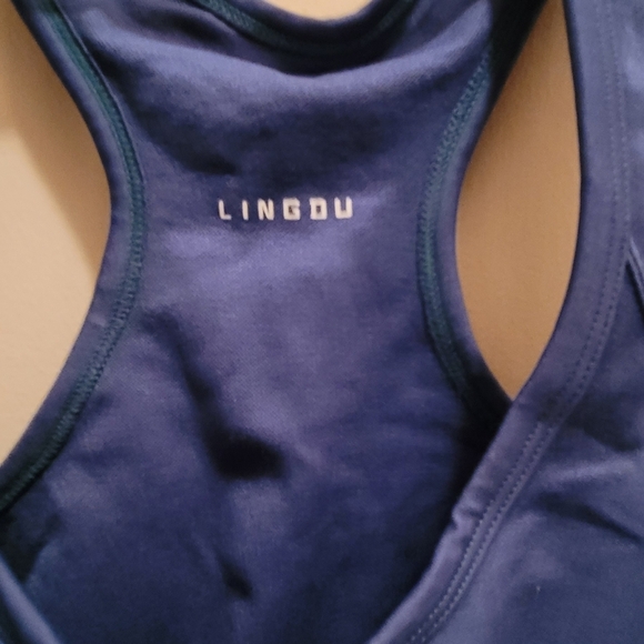 Yoga outfit medium size - Picture 3 of 4